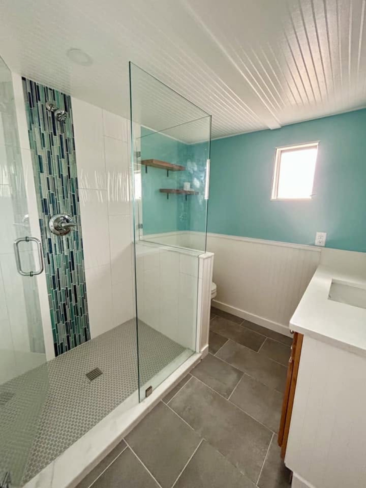 Bathroom & Shower Tile